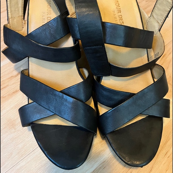 L’Amours Des Pieds Irene Wedge Sandal - Picture 1 of 6